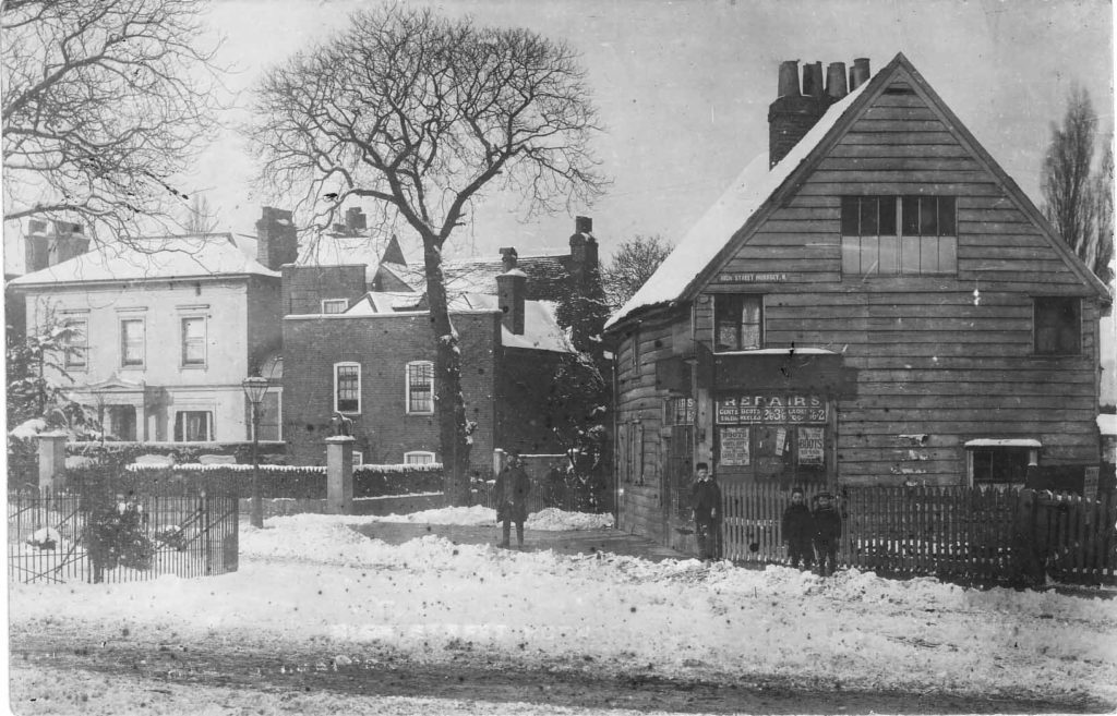 High Street, Eagle Court (Manor House)1890