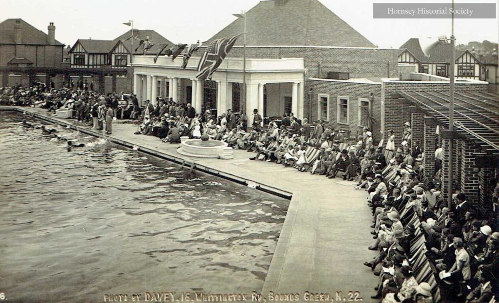 Bounds Green Lido