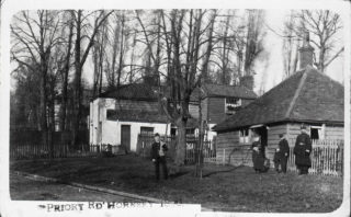 Hornsey Pound Friend's Cottages (1890)