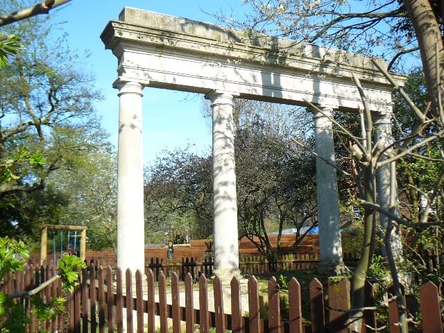 Portico of Tottenham Wood Farm, Rhodes Avenue, 2018