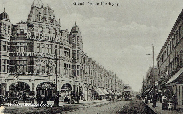 The Salisbury, Green Lanes, 1905