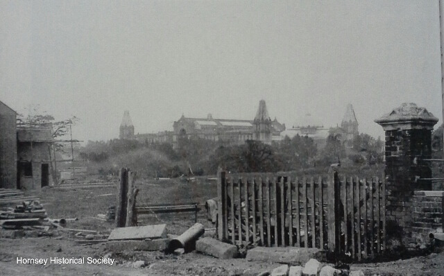 The site of the historic Mus Well (Mossy Well) c.1901. 